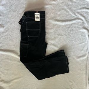 Size 30 black Dickies, relaxed fit